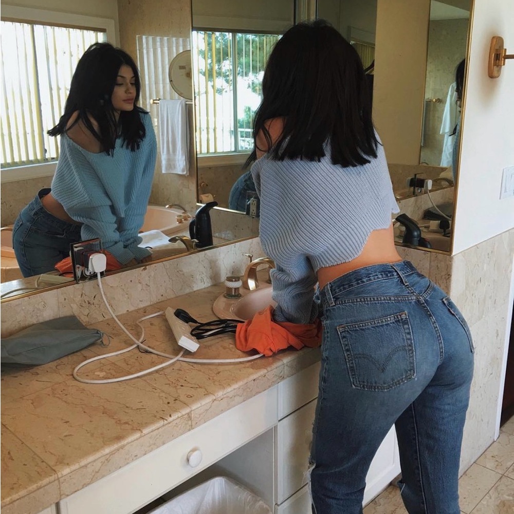 Levi’s Wedgie Jeans - Picture 6 of 6